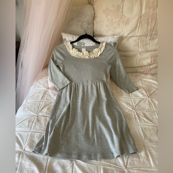 J CREW Girls Adorable Sweater Dress with Embellished Collar. - Picture 2 of 4